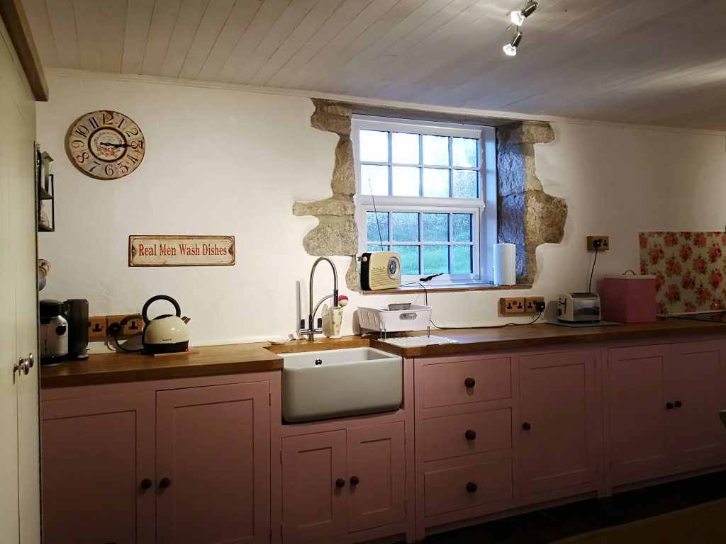 Free Standing kitchen by Woodstock Bristol